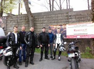 Otwarcie sezonu motocyklowego w Kalwarii Pacławskiej 30.04.2017 przez słuchaczy kierunku Mechanik motocyklowy 